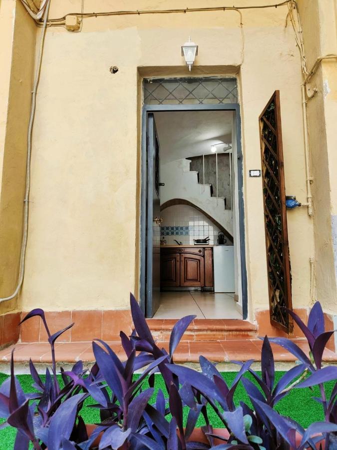 Casa Dell'Antico Teatro Di Neapolis Nel Centro Storico Di Napoli Apartment Exterior photo